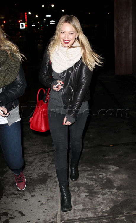 jacket boots Hilary Duff  leather scarf 