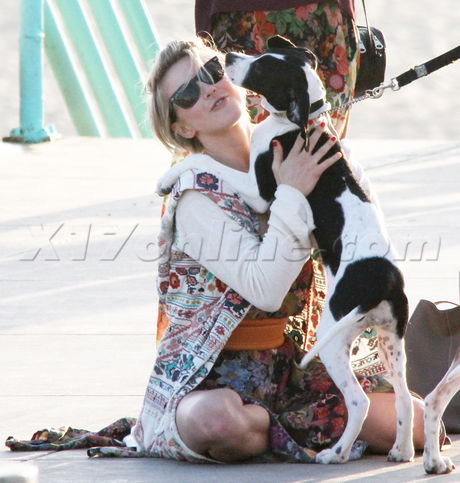 Julianne Hough dwts dancing with the stars beach ocean manhattan beach sunglasses legs selfie 