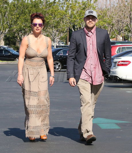 Marmalade Cafe calabasas singer sunglasses dress date boobs cleavage