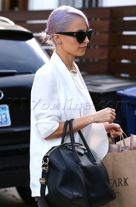 Nicole Richie purple hair Hollywood 