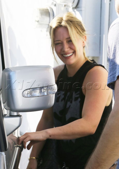 Hilary Duff gym car shots 