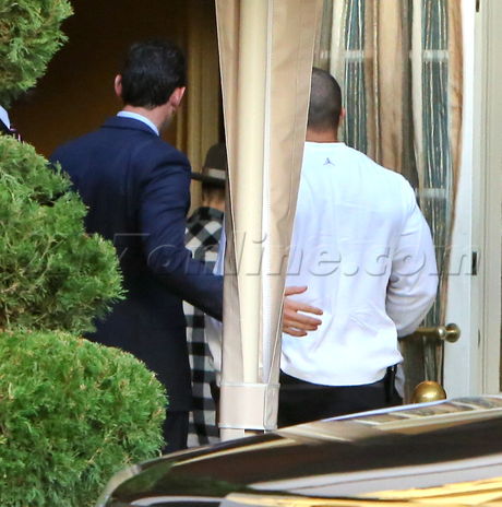 Justin Bieber LAX detained TAS Four Seasons 