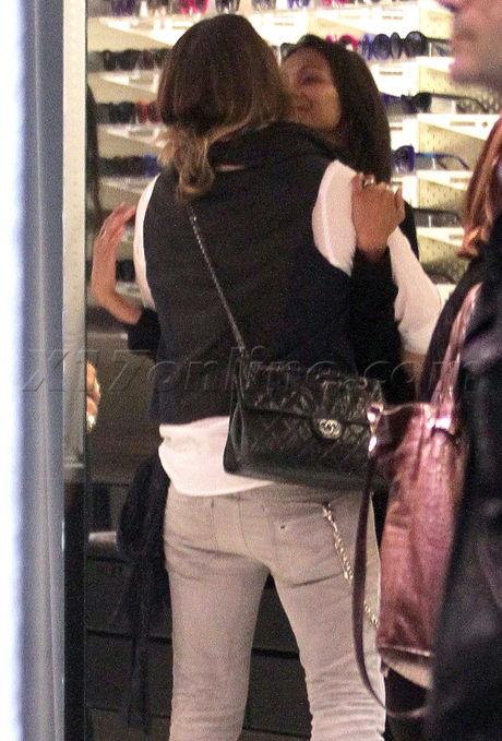 Zoe Saldana milan italy shopping lapo elkann italian independent