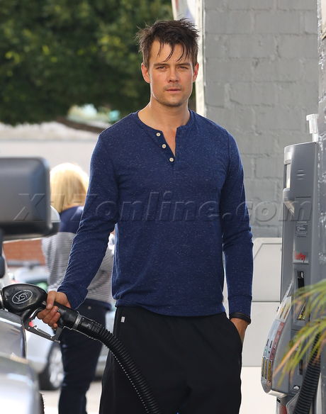 Josh Duhamel gas station brentwood fergie 