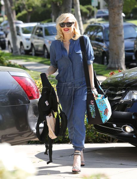 Gwen Stefani  jumpsuit sunglasses heels dog easter gavin rossdale zuma kingston 