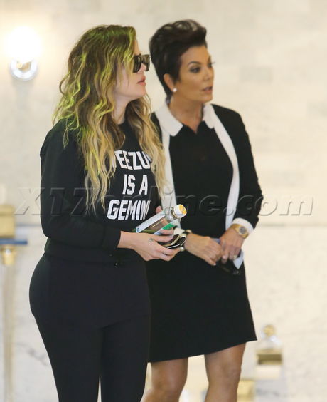 reality tv Khloe Kardashian  KenKris Jenner fashion ann sacks tile flooring 