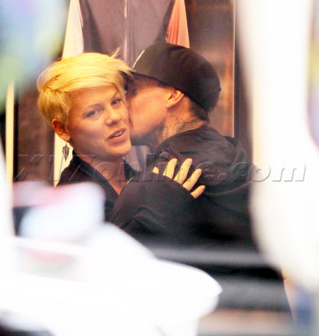 Pink  Carey Hart  tattoos shopping kissing 