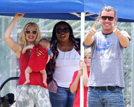 Gwen Stefani football Kingston Zuma Gavin Rossdale Apollo 