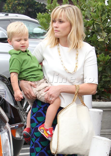 Reese Witherspoon Brentwood Deacon Jim Toth Ava 
