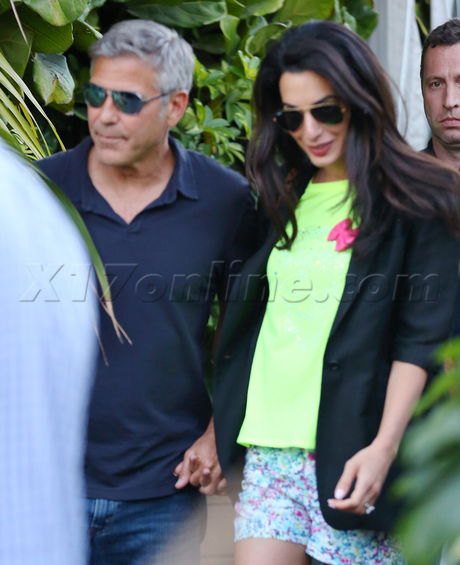 sunglasses George Clooney  cafe habana  Amal Alamuddin  