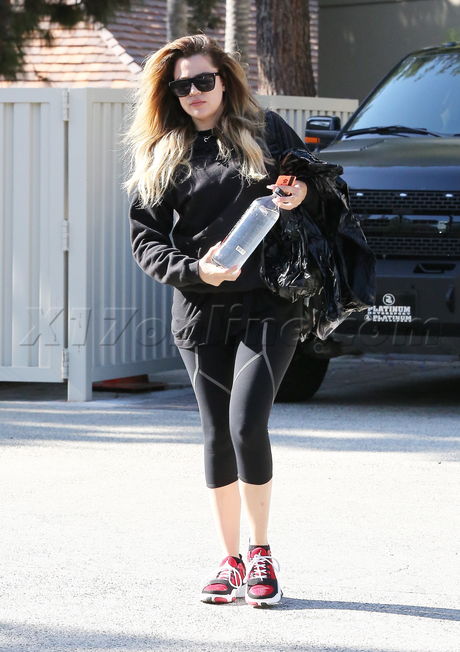 Khloe Kardashian workout butt yoga pants kris jenner french montana cheating scandal