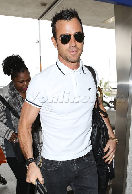 Justin Theroux jennifer aniston lax airport nyc sunglasses 