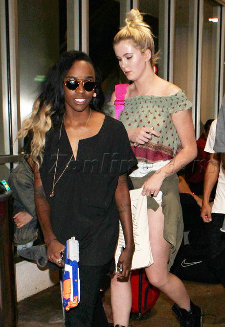 lax airport boots legs blonde ireland baldwin 