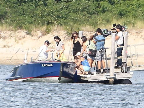 Kardashian khloe kardashian boat filming reality 